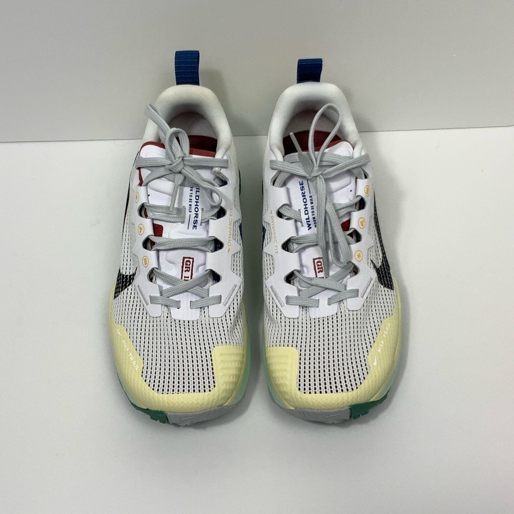 Nike Women's Snikers Sz 7.5 React Wildhorse Trail Hiking Running Shoe DR2689 101 - Picture 6 of 16